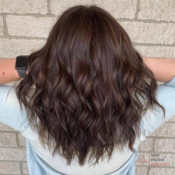 Highlighting Mocha Chocolate Brown Hair Stylist highlighting mocha chocolate brown hair