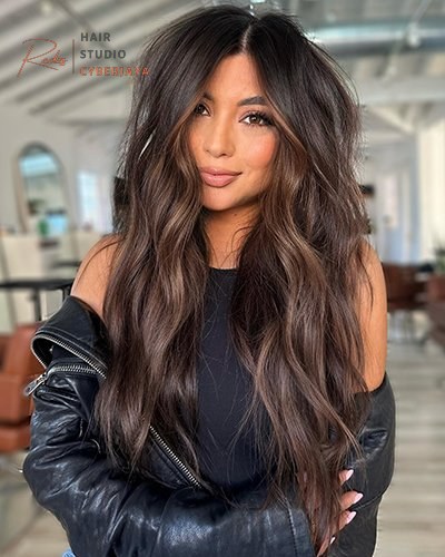 2025 Pantone Color of the Year: 8 Mocha Mousse Formulas | Wellastore US 2025 Pantone Color of the Year: 8 Mocha Mousse Formulas | Wellastore US