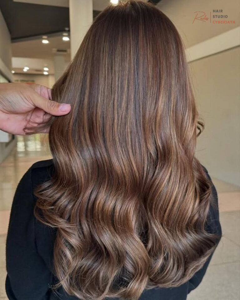 Color of the Year 2025: Mocha Mousse | PRAVANA