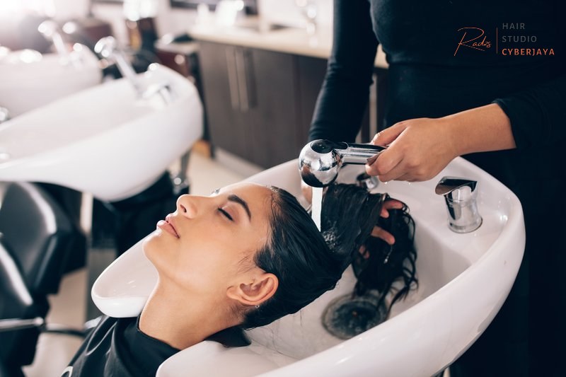 Should I Wash My Hair Before a Haircut? | PS Beauty Should I Wash My Hair Before a Haircut? | PS Beauty
