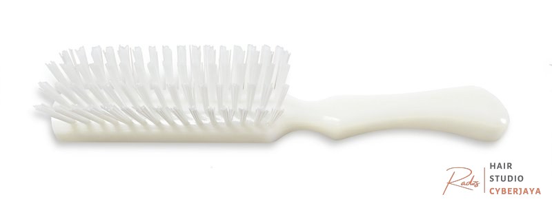 Durable Nylon Hair Brush Durable nylon block and bristles hairbrush